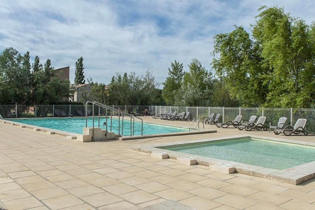 La Provencale Apartment Saint-Saturnin-les-Avignon Ngoại thất bức ảnh